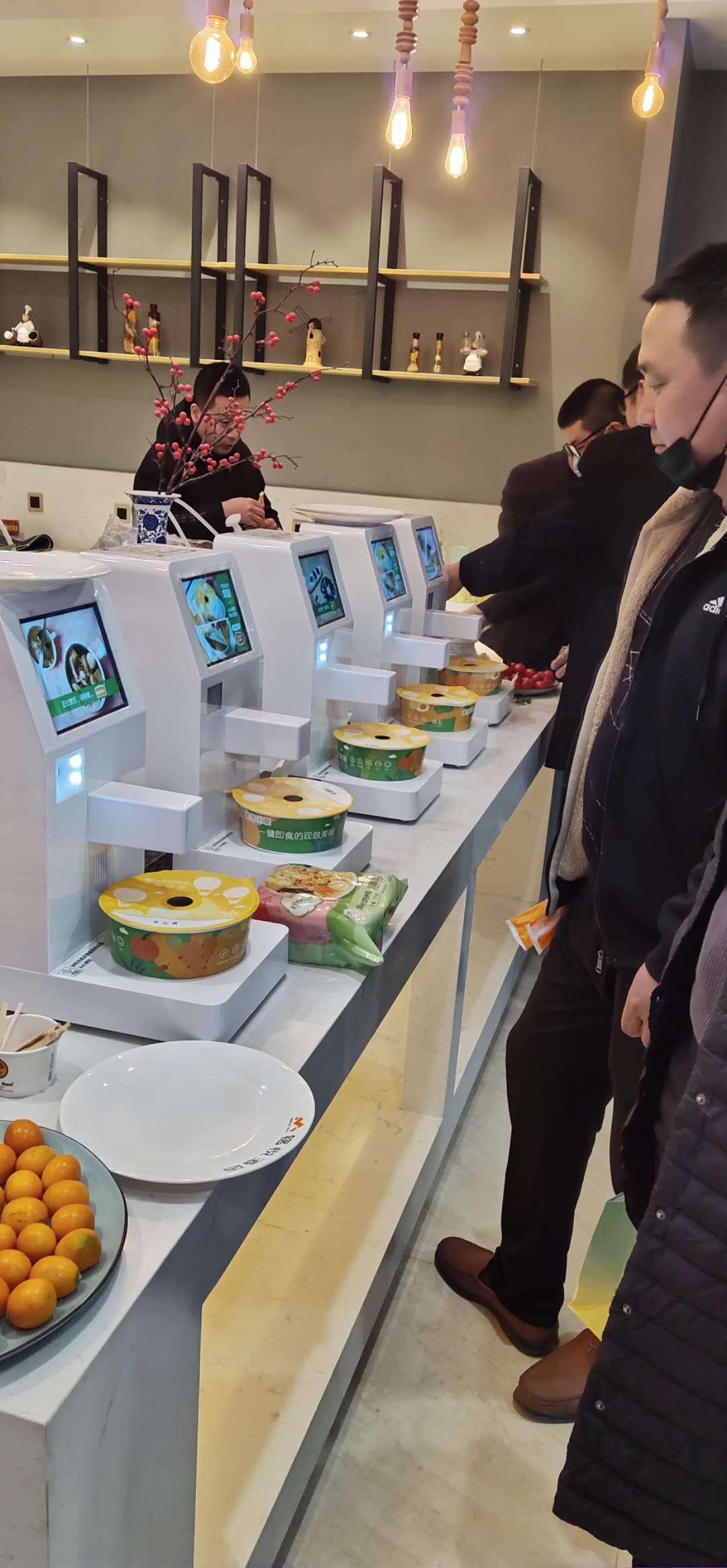 無人售貨機(jī)