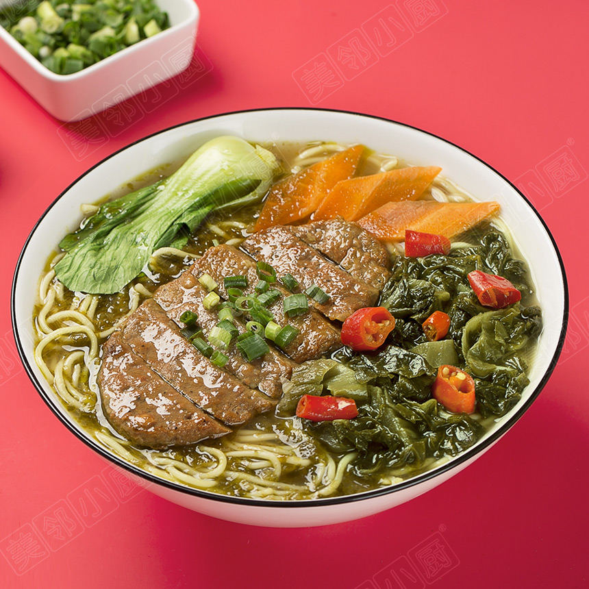 老壇酸菜牛排面